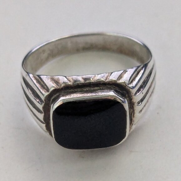 925 Sterling Silver ND Black Onyx Ring Size 6 - Picture 1 of 5